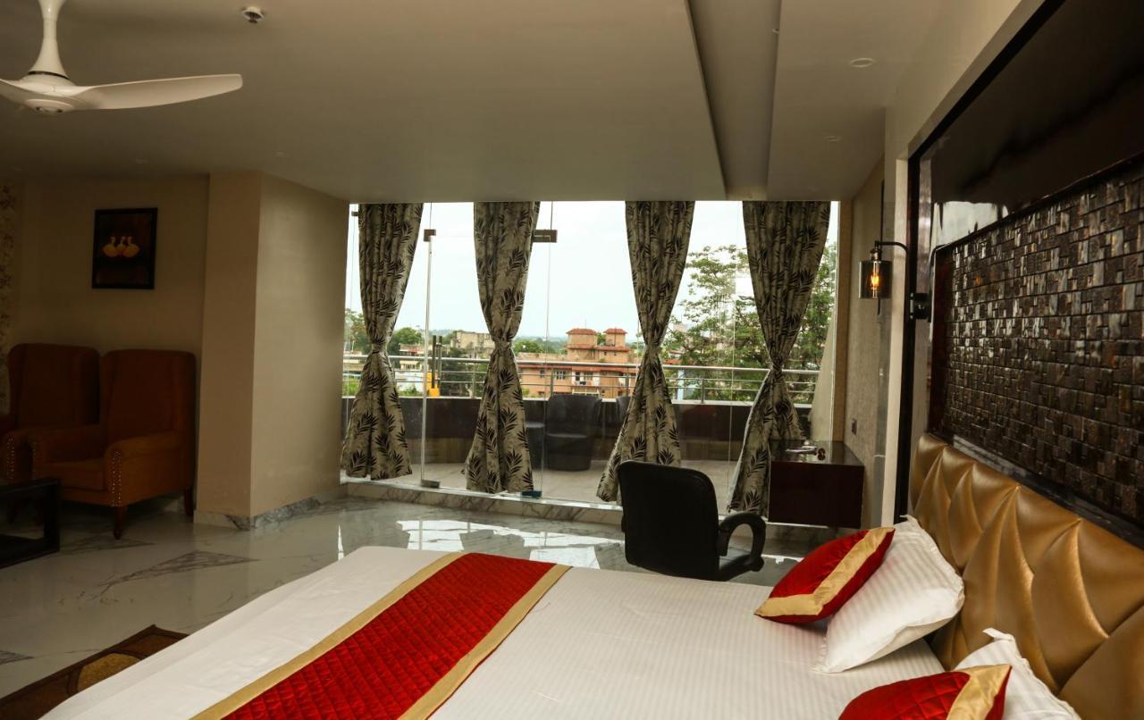 Hotel Raindew Ranchi Ngoại thất bức ảnh