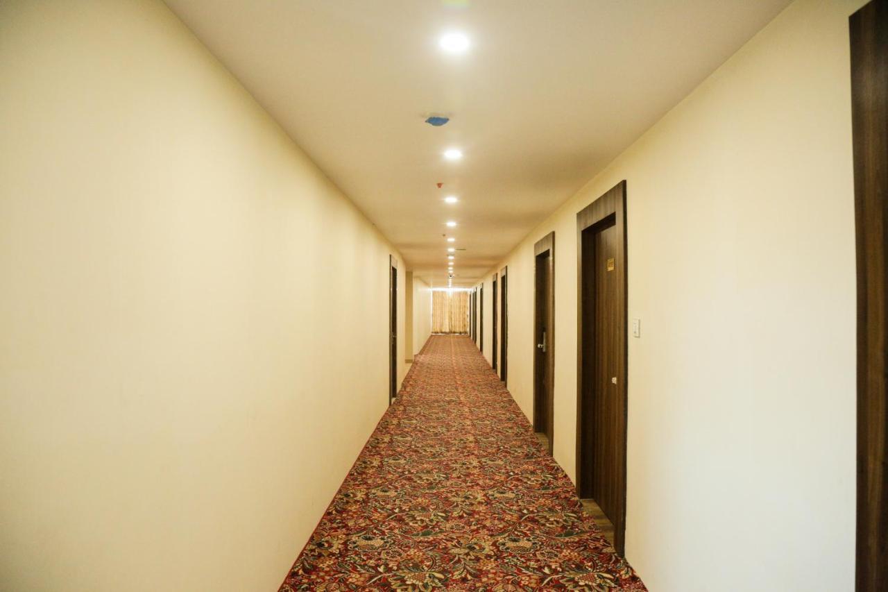 Hotel Raindew Ranchi Ngoại thất bức ảnh
